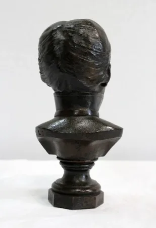 BRONZEBÜSTE