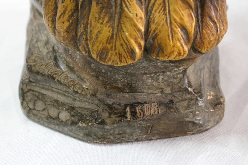 Sculpture en Plâtre d’un Rapace sur son rocher, d’après P.Balestra -  Début XXe