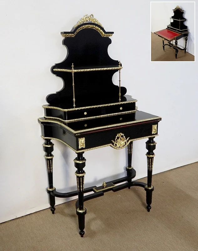 Petit Bureau de Dame en Poirier noirci, époque Napoléon III – Milieu XIXe