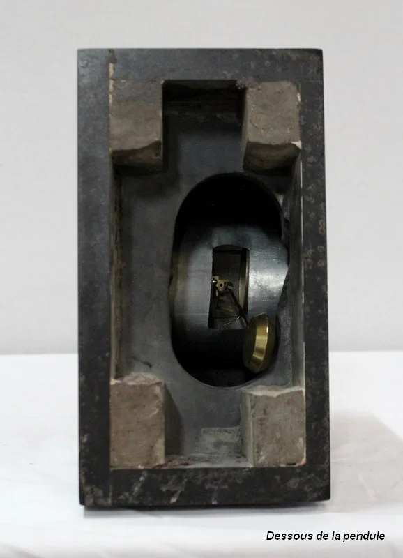 Pendulette en Marbre et Buste en Bronze de Diane de Poitiers, d’après J. Goujon - 2ème partie XIXe