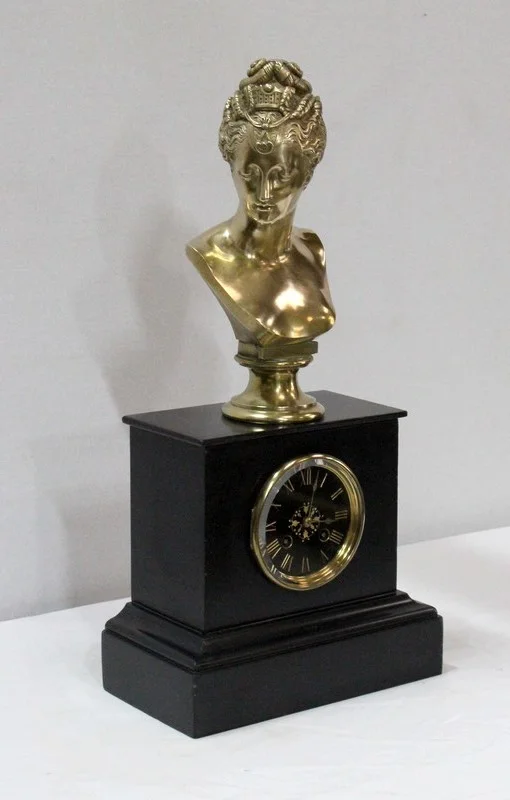 Pendulette en Marbre et Buste en Bronze de Diane de Poitiers, d’après J. Goujon - 2ème partie XIXe