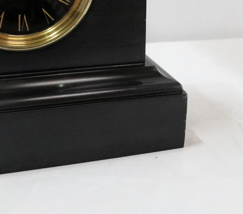 Pendulette en Marbre et Buste en Bronze de Diane de Poitiers, d’après J. Goujon - 2ème partie XIXe