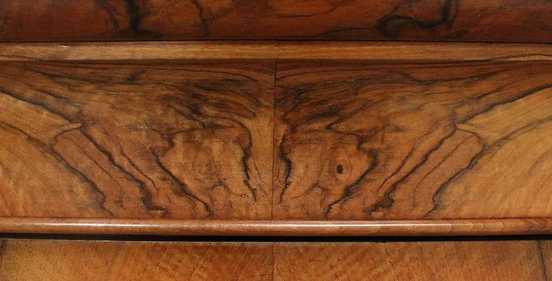 Secrétaire Restauration en Noyer – Milieu XIXe