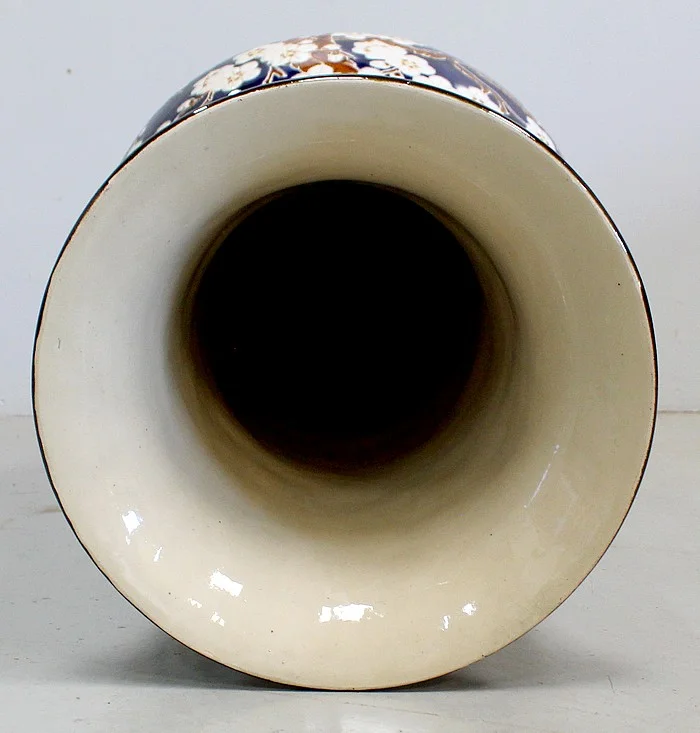 20th CENTURY VASE