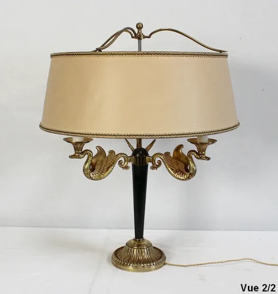 LAMPE IM FRANZÖSISCHEN EMPIRE-STIL