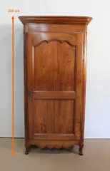 SCHRANK IM LOUIS XV-STIL