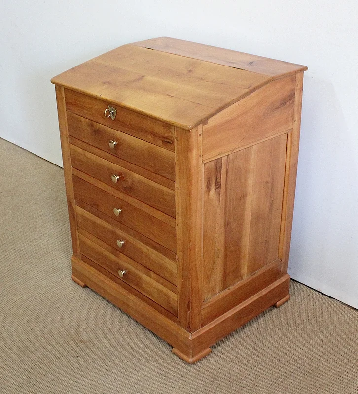 SLOPE TOP CABINET