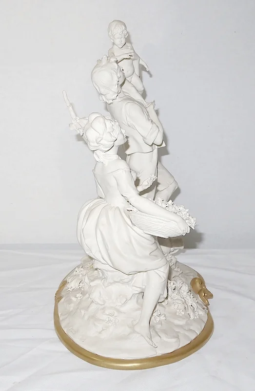 CAPODIMONTE BISCUITWARE GROUP