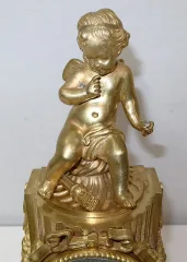 ルイ16世スタイルの時計