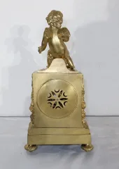 ルイ16世スタイルの時計