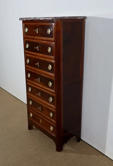 LOUIS XVI PERIODE LADENKAST