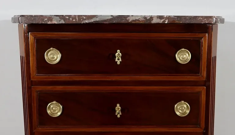 LOUIS XVI PERIODE LADENKAST