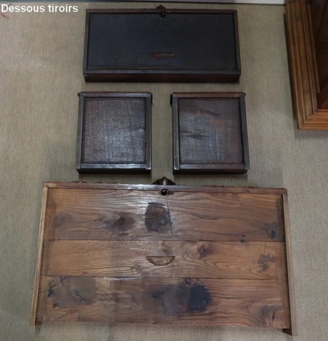 Buffet deux corps diminutif en Noyer, Renaissance – XVIIe
