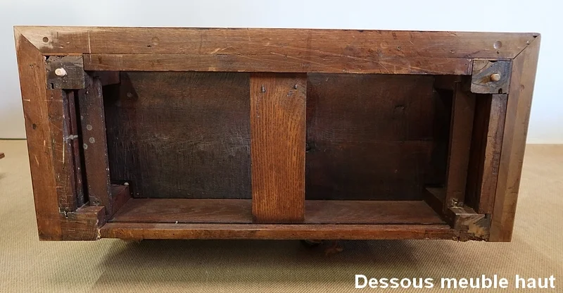 Buffet deux corps diminutif en Noyer, Renaissance – XVIIe