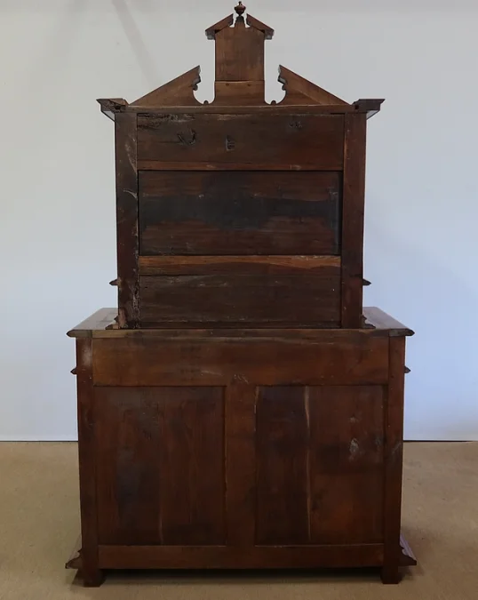 Buffet deux corps diminutif en Noyer, Renaissance – XVIIe