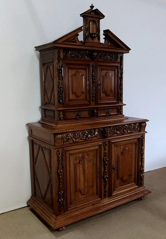 BUFFET IM RENAISSANCE-STIL