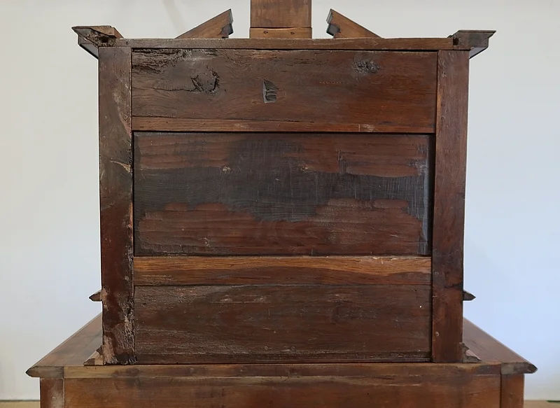 Buffet deux corps diminutif en Noyer, Renaissance – XVIIe