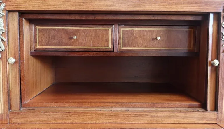 Petit Cabinet en Marqueteries de bois divers, style Louis XVI – 1900