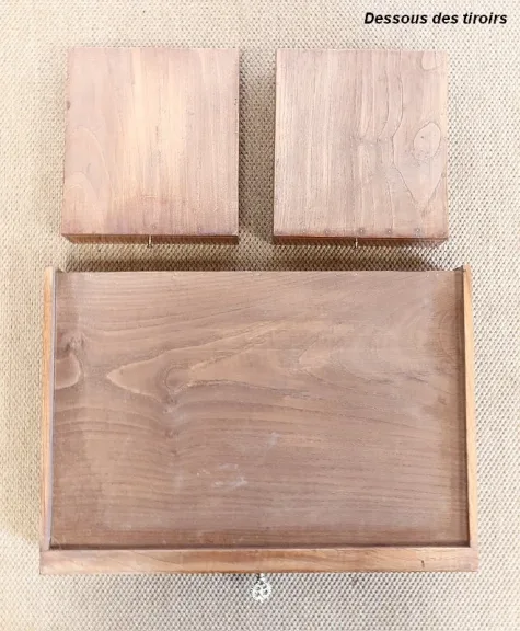 Petit Cabinet en Marqueteries de bois divers, style Louis XVI – 1900