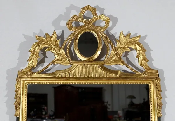 SPIEGEL IM LOUIS XVI-STIL