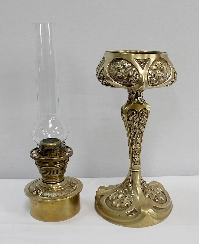 ART DECO PERIOD PETROL LAMP