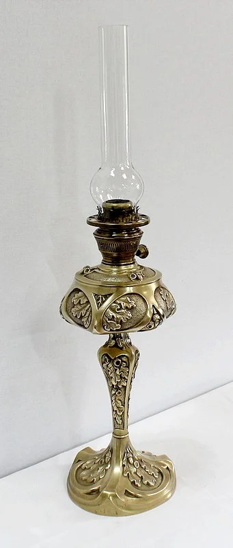 ART DECO PERIOD PETROL LAMP