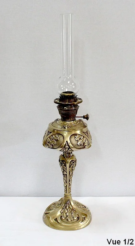 ART DECO PERIOD PETROL LAMP