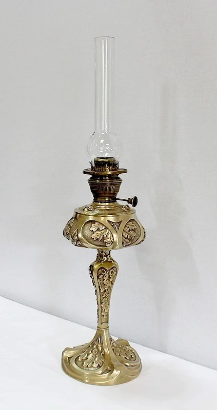 ART DECO PERIOD PETROL LAMP