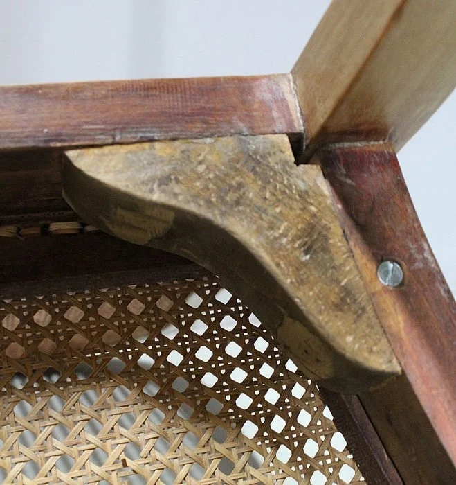 Paire de Chaises Cannées, en Merisier Blond massif - 1920/1930