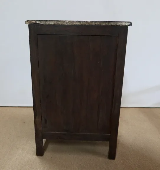 SCHRANK IM ÜBERGANGSSTIL