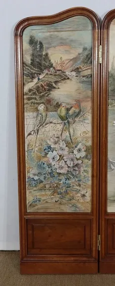BILDSCHIRM IM JUGENDSTIL