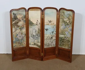 BILDSCHIRM IM JUGENDSTIL
