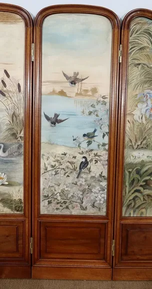 BILDSCHIRM IM JUGENDSTIL