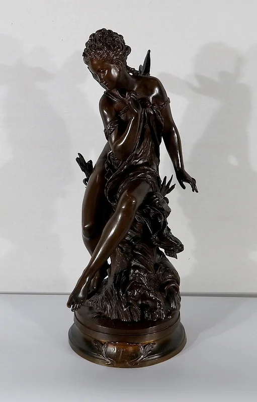 Important Bronze « Ondine » par M. Moreau – Milieu XIXe