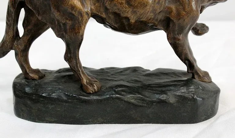 BRONZE HUND signiert TF CARTIER