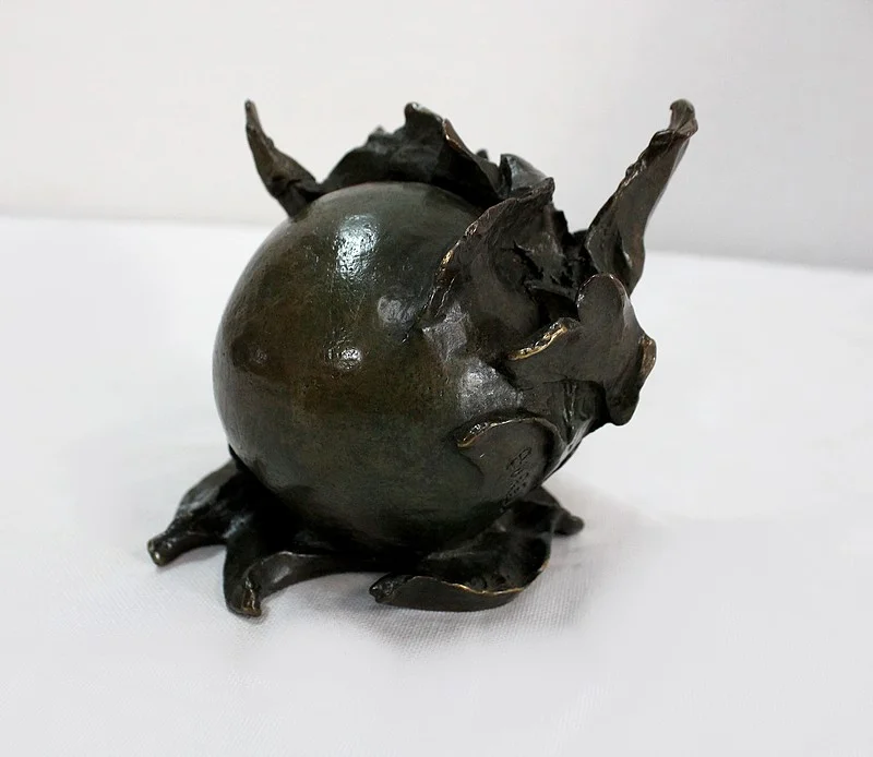 Bronze « Le fruit » signé S. Burel – Début XXe