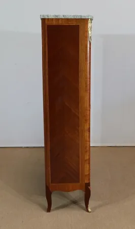 Petite Vitrine en Bois Précieux et Marbre Vert d'Estours, style Transition Louis XV / Louis XVI – Début XXe