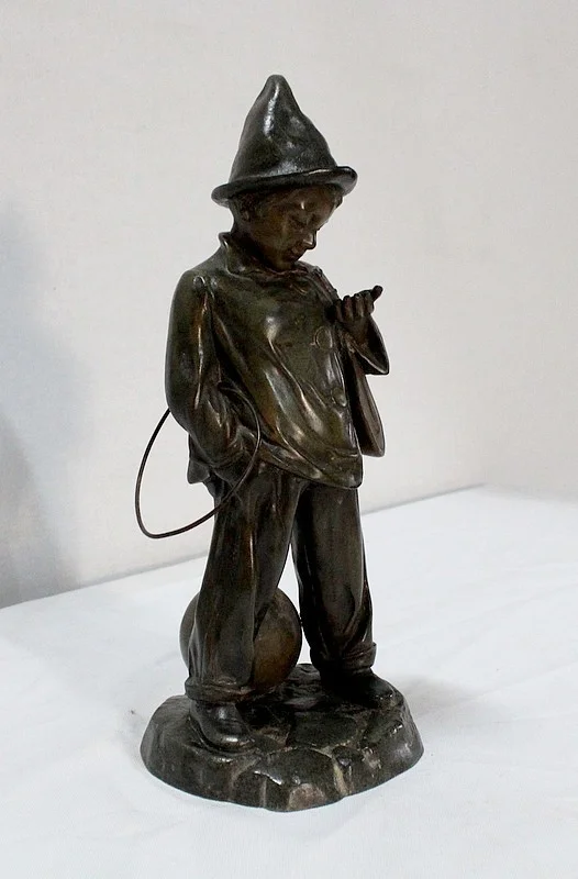 SPELTER STATUETTE von Georged Demange
