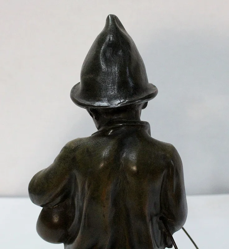 SPELTER STATUETTE von Georged Demange