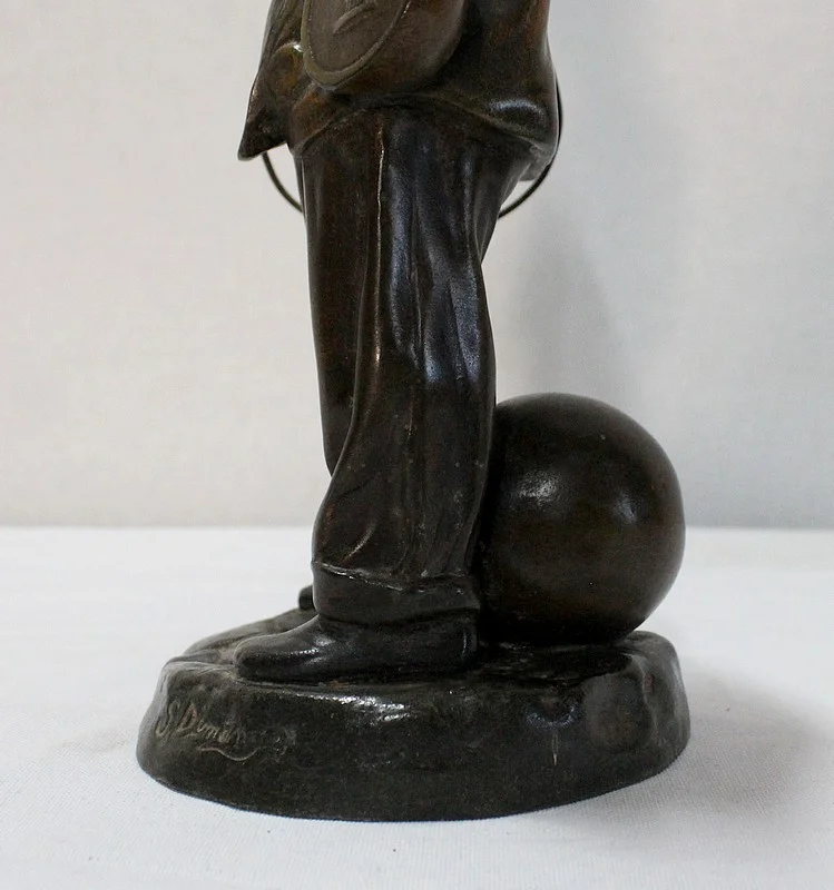 SPELTER STATUETTE von Georged Demange