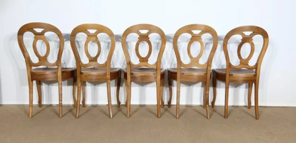 Suite de 5 chaises en Noyer massif, goût Louis XV, époque Napoléon III - Milieu XIXe