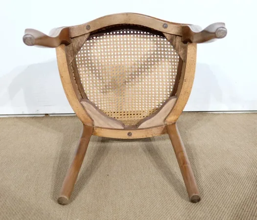 Suite de 5 chaises en Noyer massif, goût Louis XV, époque Napoléon III - Milieu XIXe