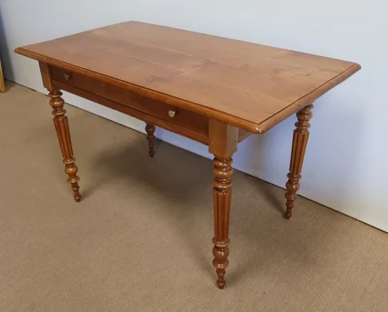 Table en Merisier, style Louis-Philippe – Fin XIXe