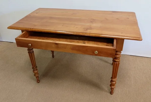Table en Merisier, style Louis-Philippe – Fin XIXe