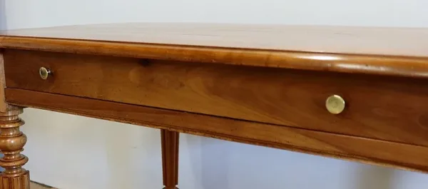 Table en Merisier, style Louis-Philippe – Fin XIXe