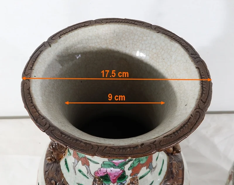 中国の花瓶のペア