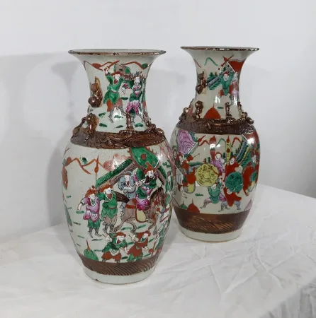 Paire de Vases en Porcelaine de Nankin, Chine – Fin XIXe