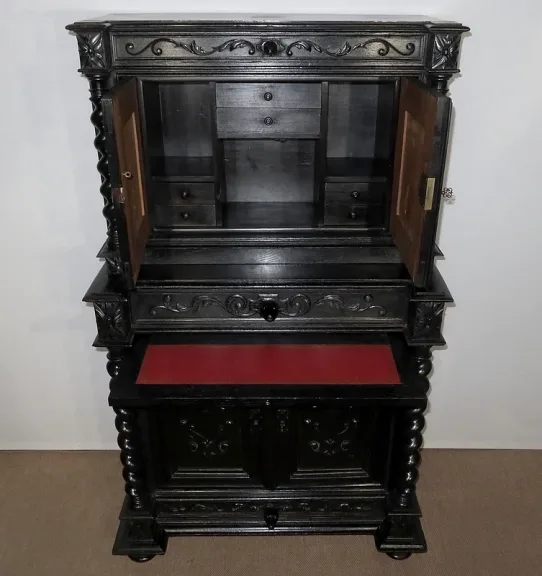 Cabinet de Travail et Table Bureau, style Louis XIII – Fin XIXe
