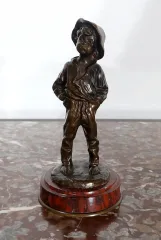 BRONZESTATUETTE