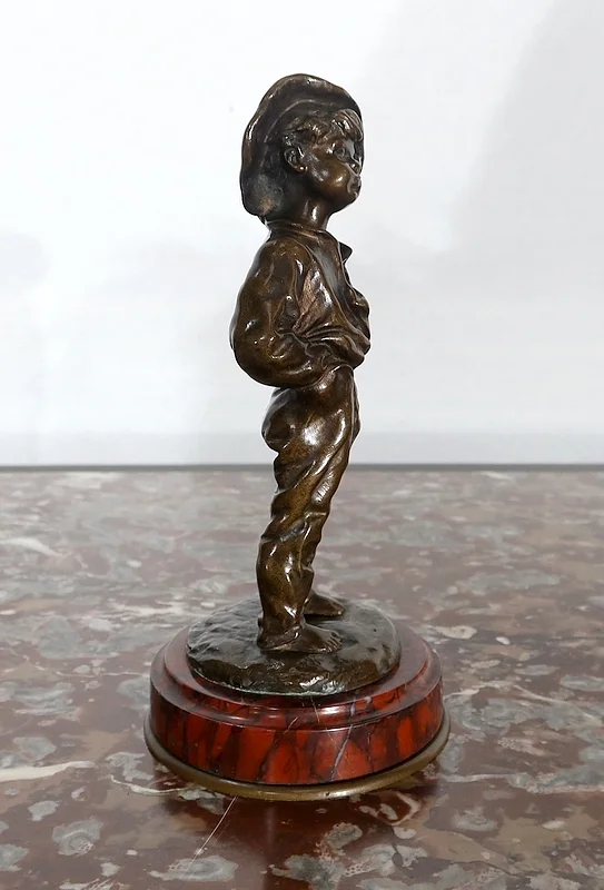 Bronze « Garçon mains dans les poches » - 1910